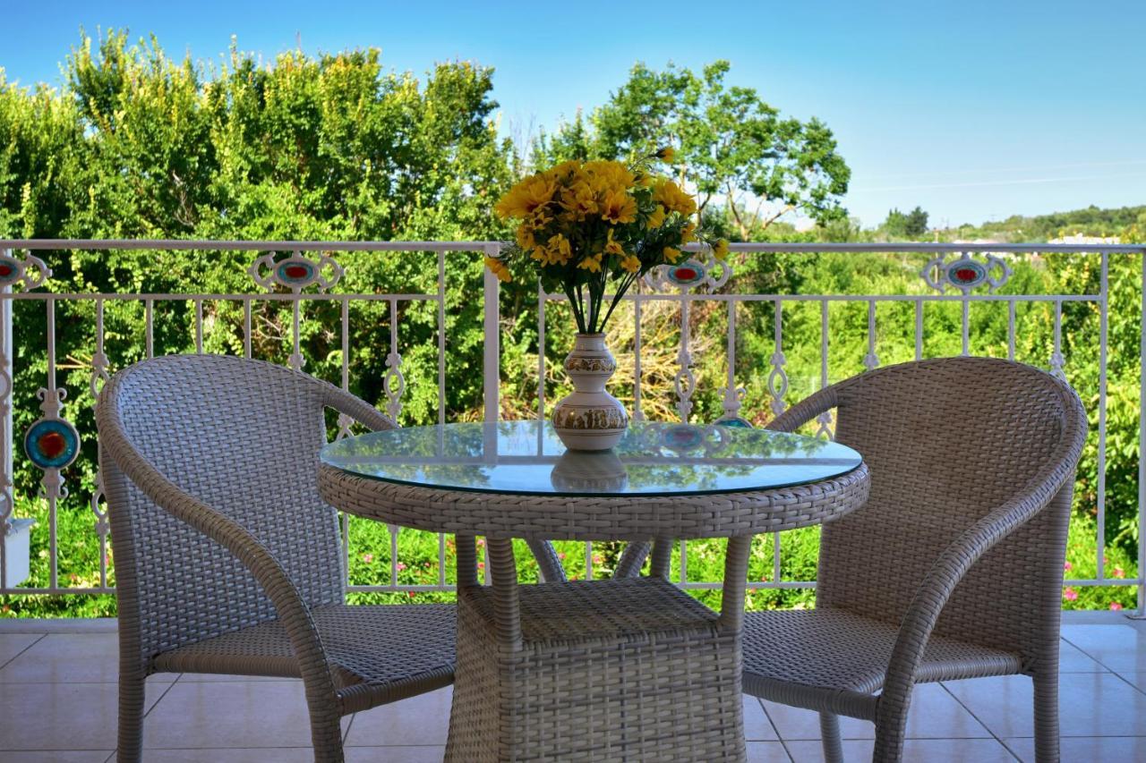 Villa Jolie Corfu Roda Esterno foto